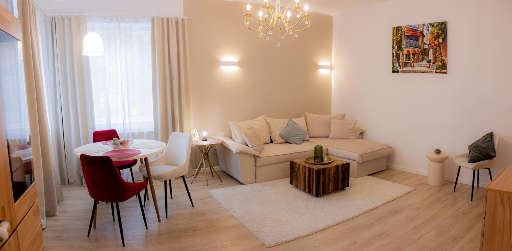 Homey Luxury- Entire House, Free Parking, Yard Cluj-Napoca Exterior photo