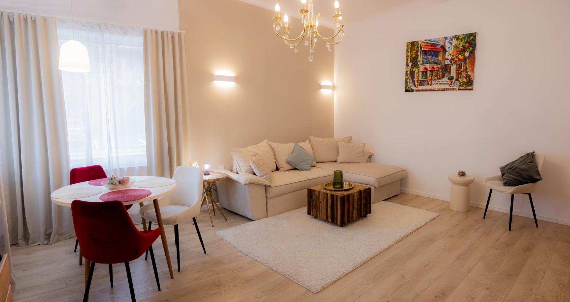 Homey Luxury- Entire House, Free Parking, Yard Cluj-Napoca Exterior photo