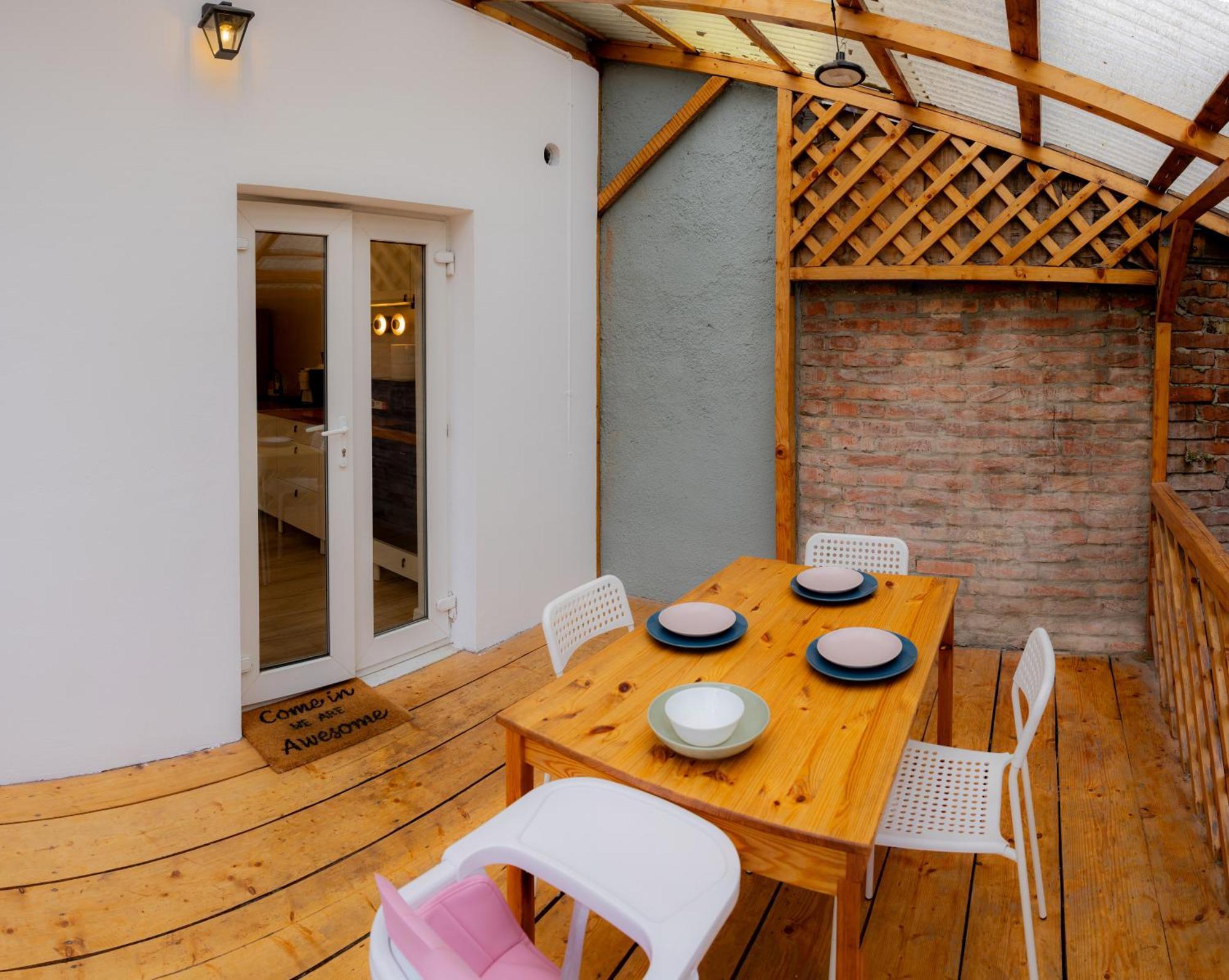 Homey Luxury- Entire House, Free Parking, Yard Cluj-Napoca Exterior photo